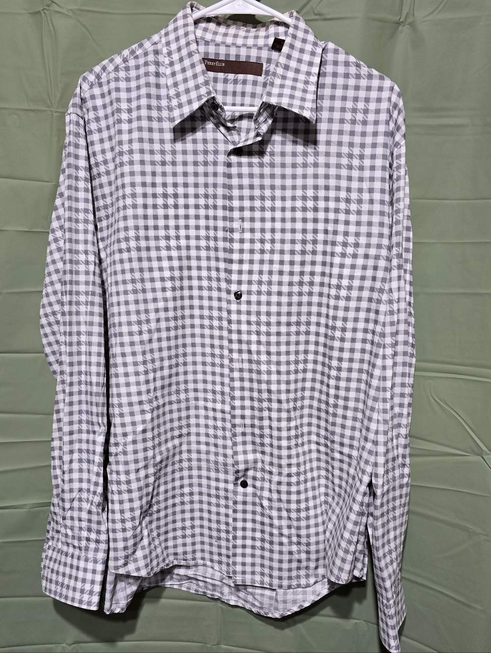 Perry Ellis Checkered  Button-Down Shirt - White & Gray